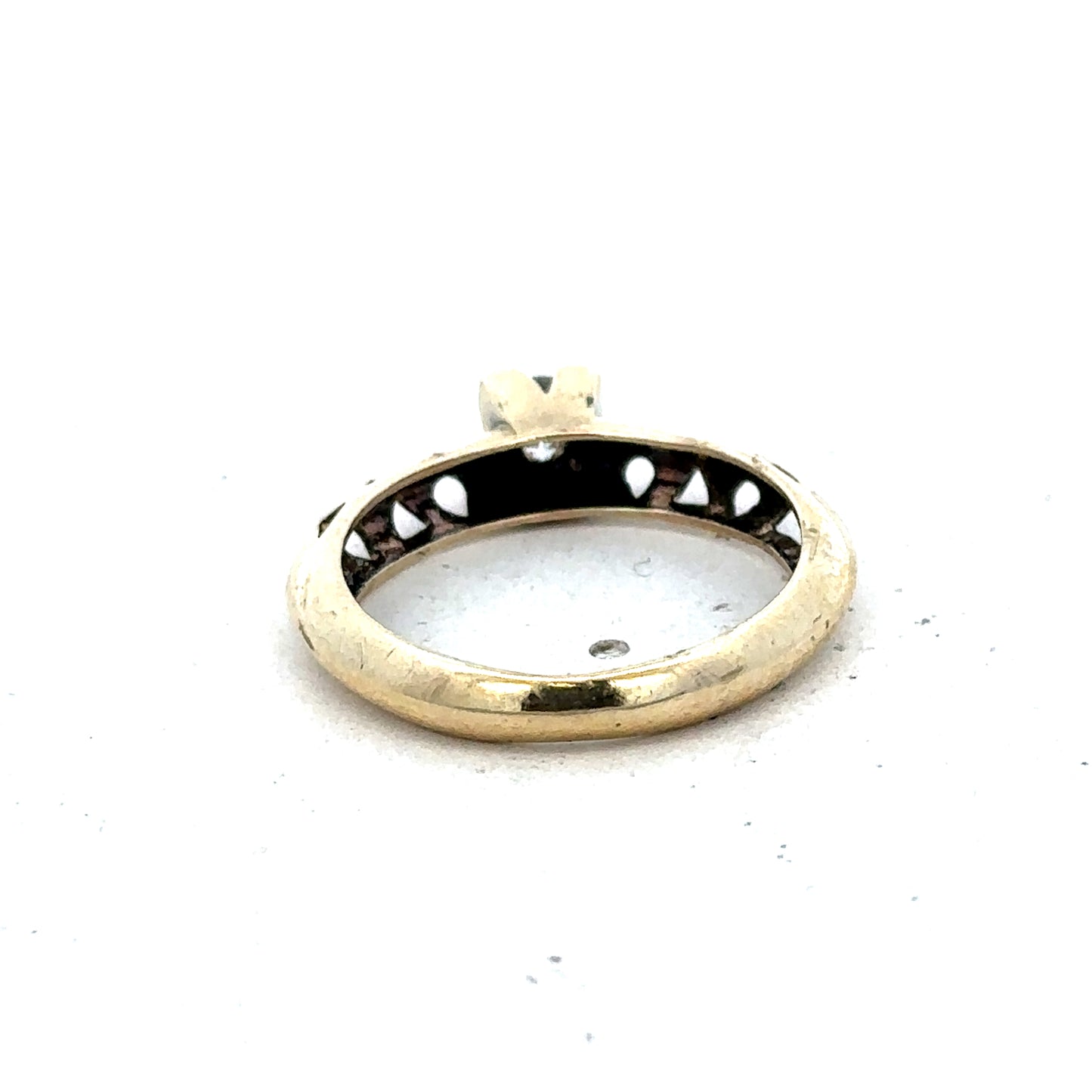 9ct yellow gold ring size M (sh25635l)
