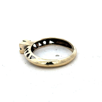 9ct yellow gold ring size M (sh25635l)