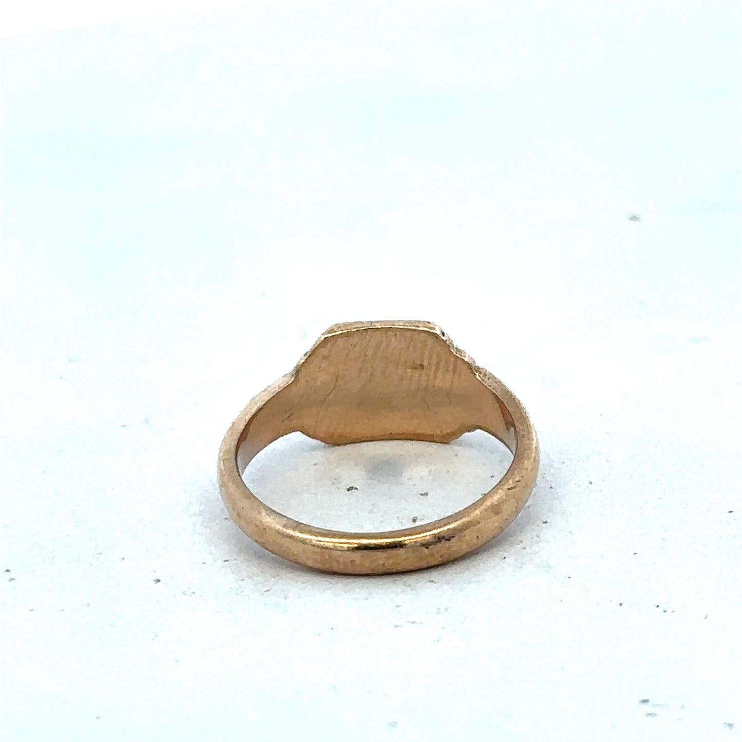 9ct yellow gold signet ring size K (sh25604l)