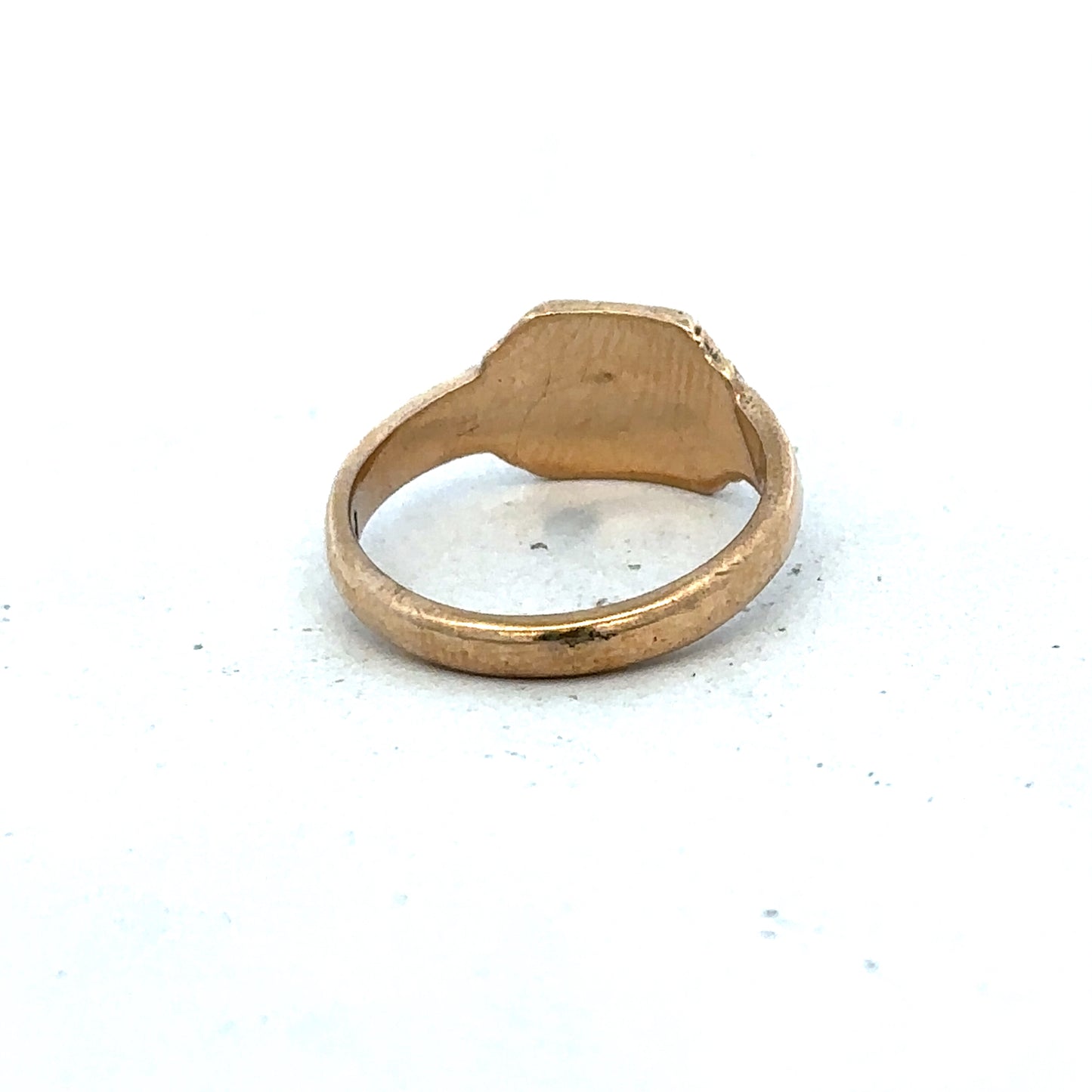 9ct yellow gold signet ring size K (sh25604l)