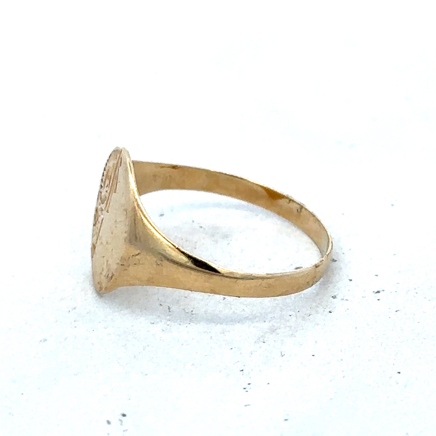 9ct yellow gold signet ring size S (sh27362b)