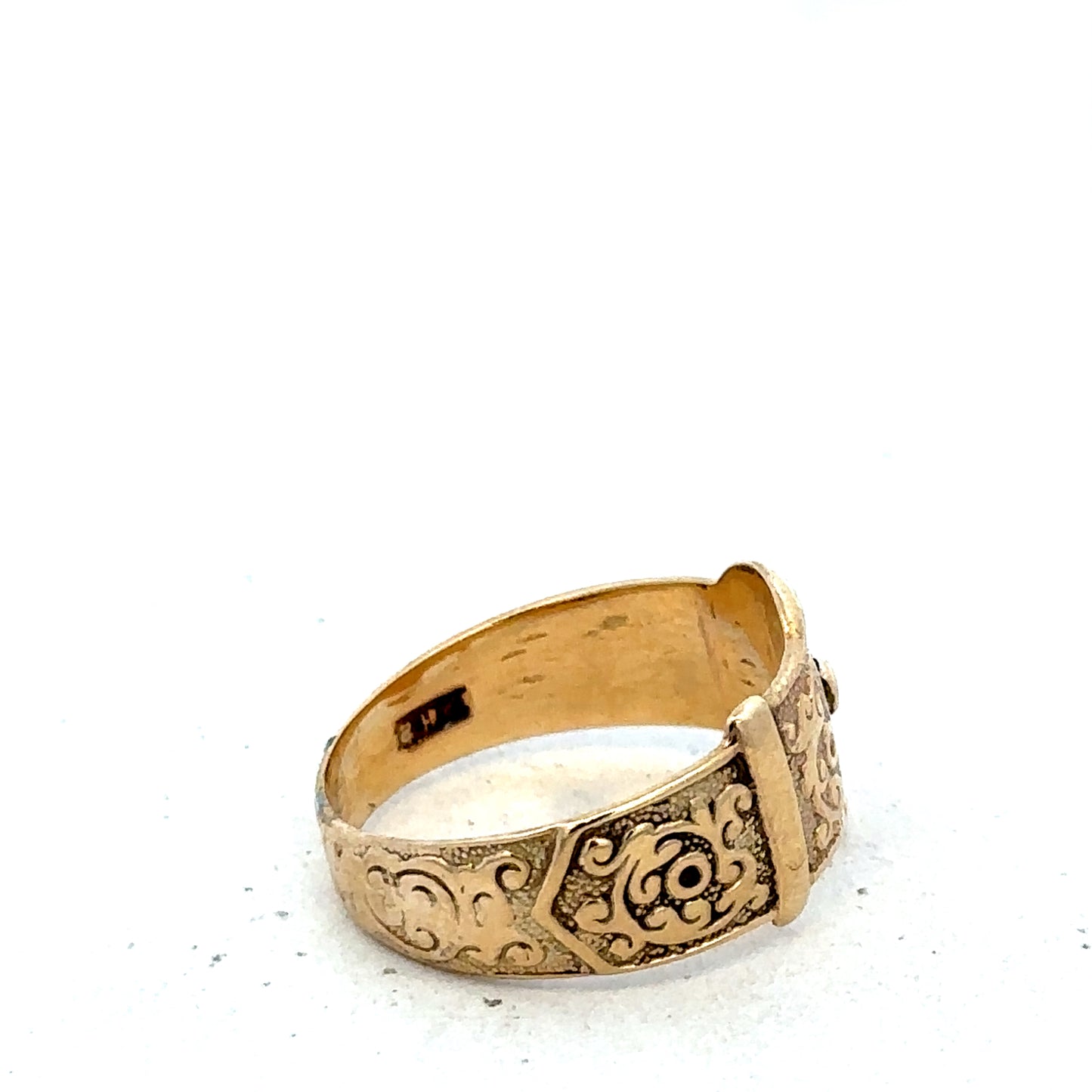 9ct yellow gold buckle ring size N (sh25610l)