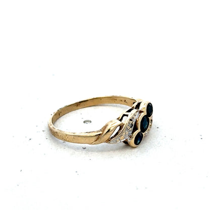9ct yellow gold sapphire and diamond ring size L (sh25605l)