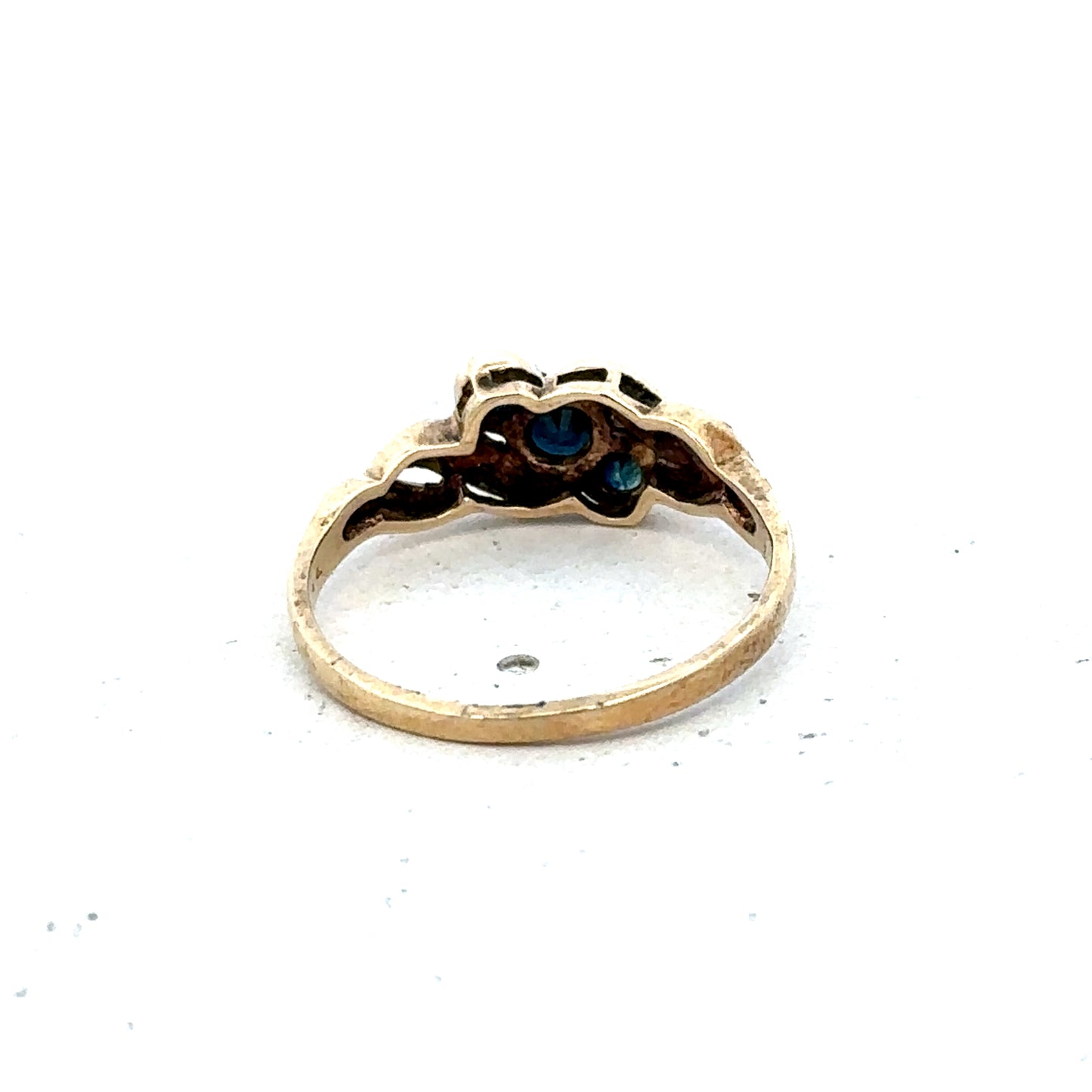 9ct yellow gold sapphire and diamond ring size L (sh25605l)