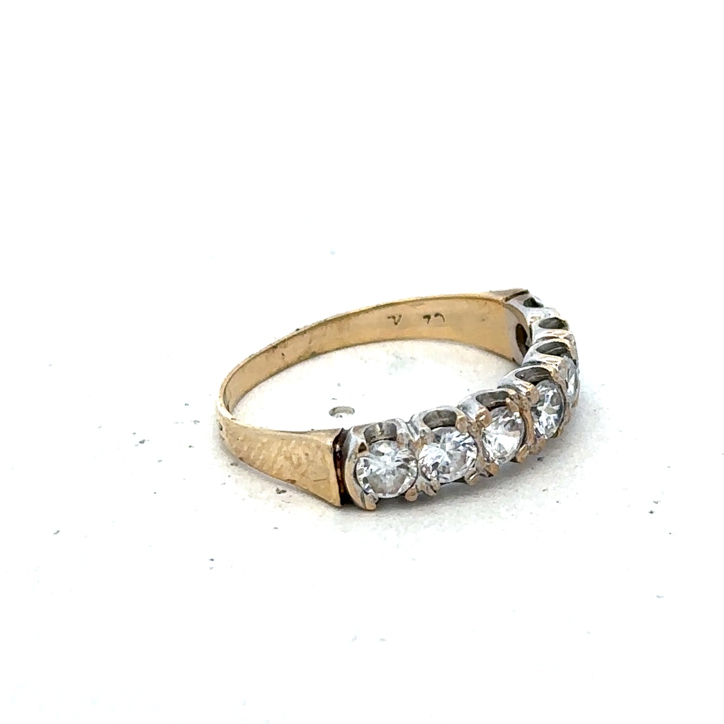9ct yellow gold ring size Q (sh25600l)
