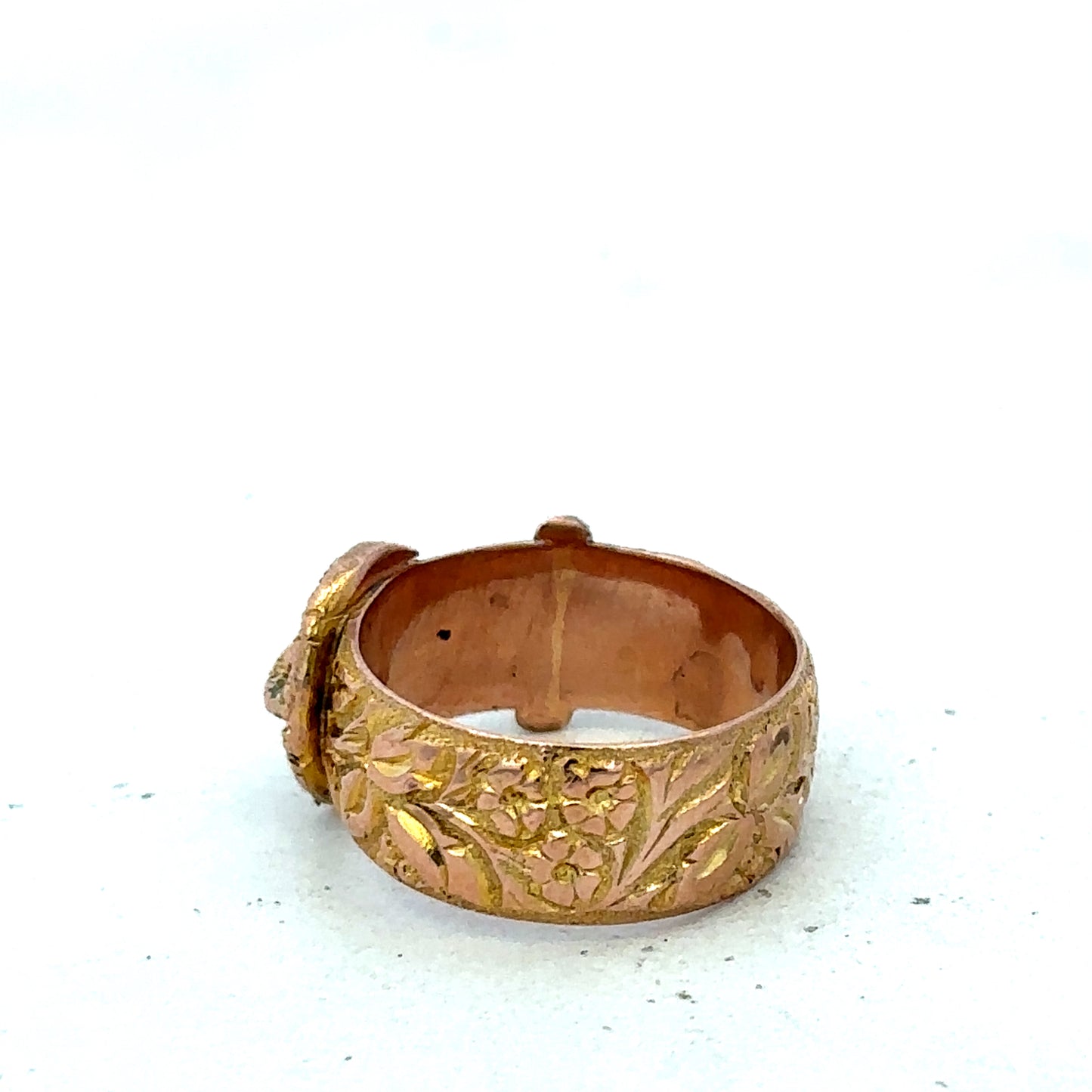 9ct yellow gold buckle ring size J1/2 (sh27399b)