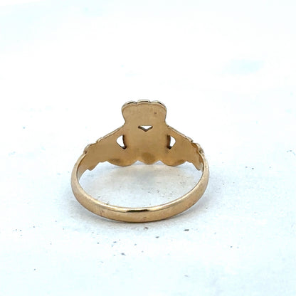 9ct yellow gold claddagh ring size Q (sh27524b)