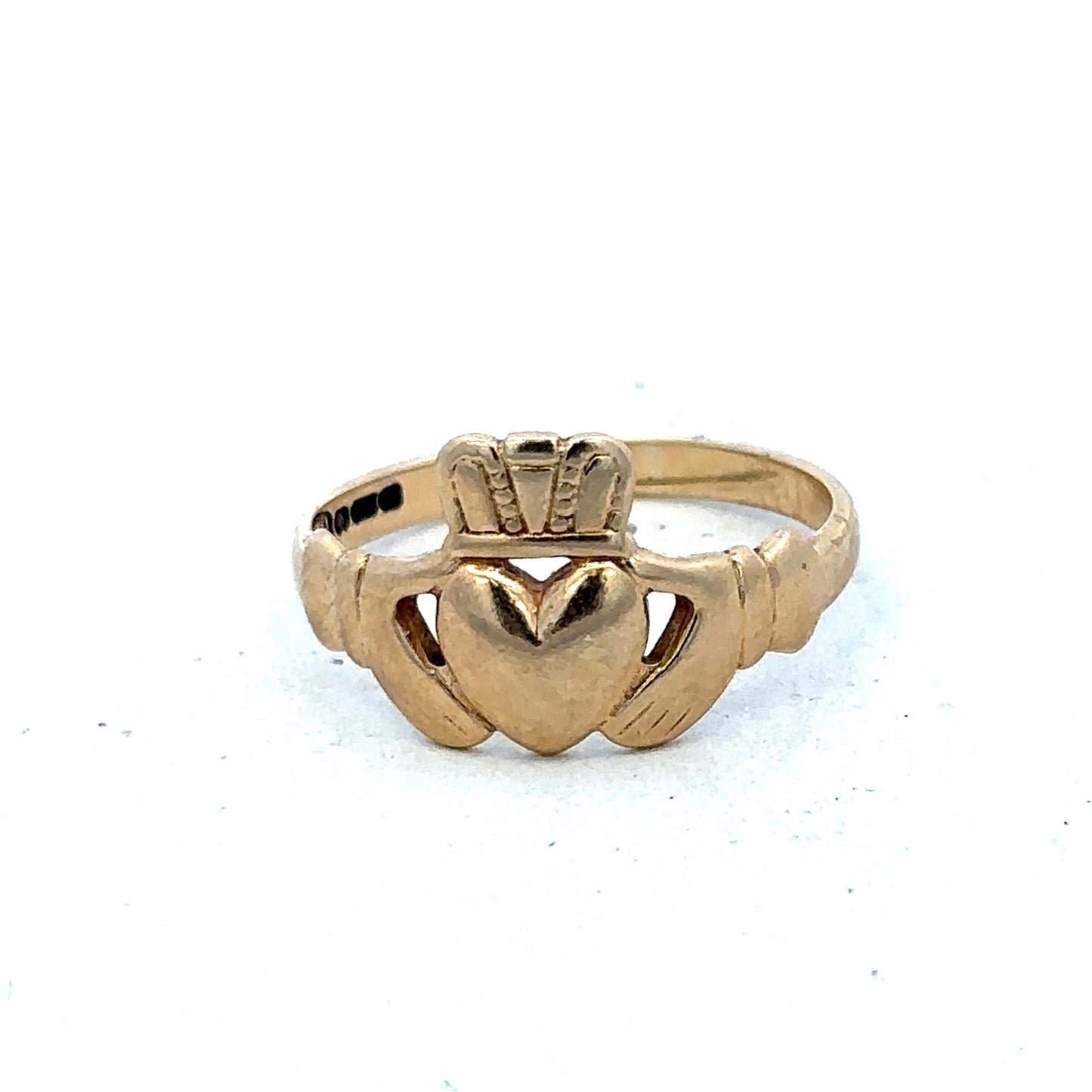 9ct yellow gold claddagh ring size Q (sh27524b)