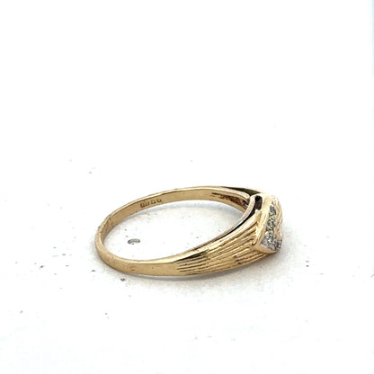 9ct yellow gold ring size P1/2  (sh27326b)