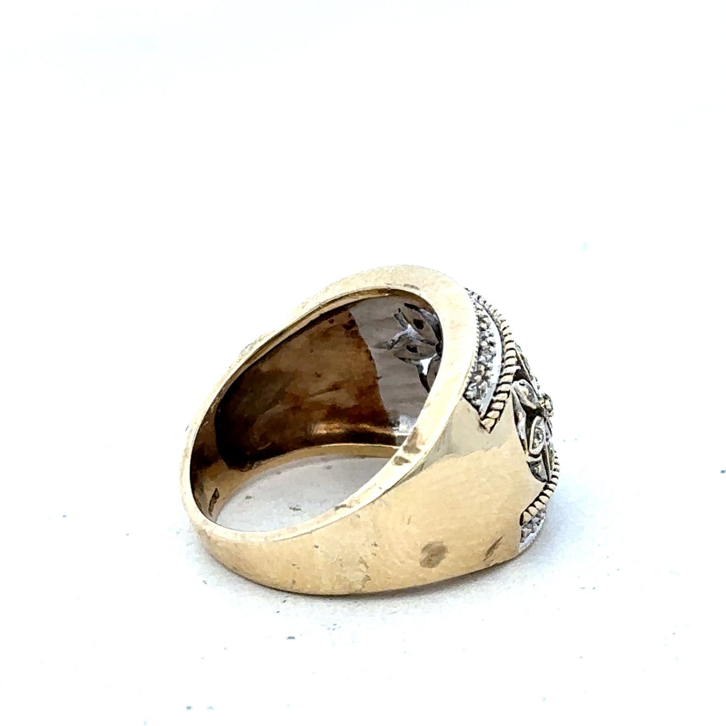 9ct yellow and white gold diamond ring  sh27468b