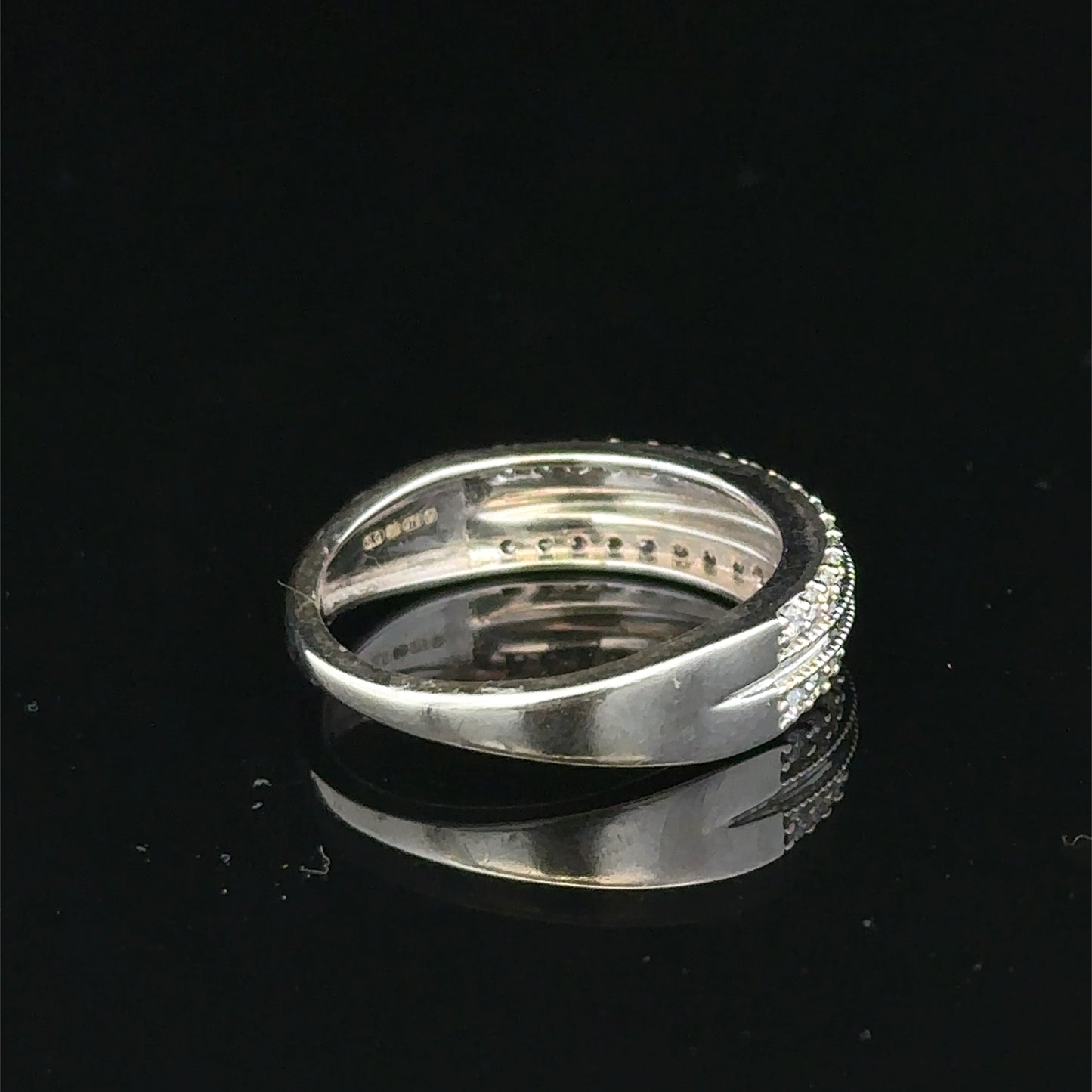 9ct white gold diamond ring sh25598l