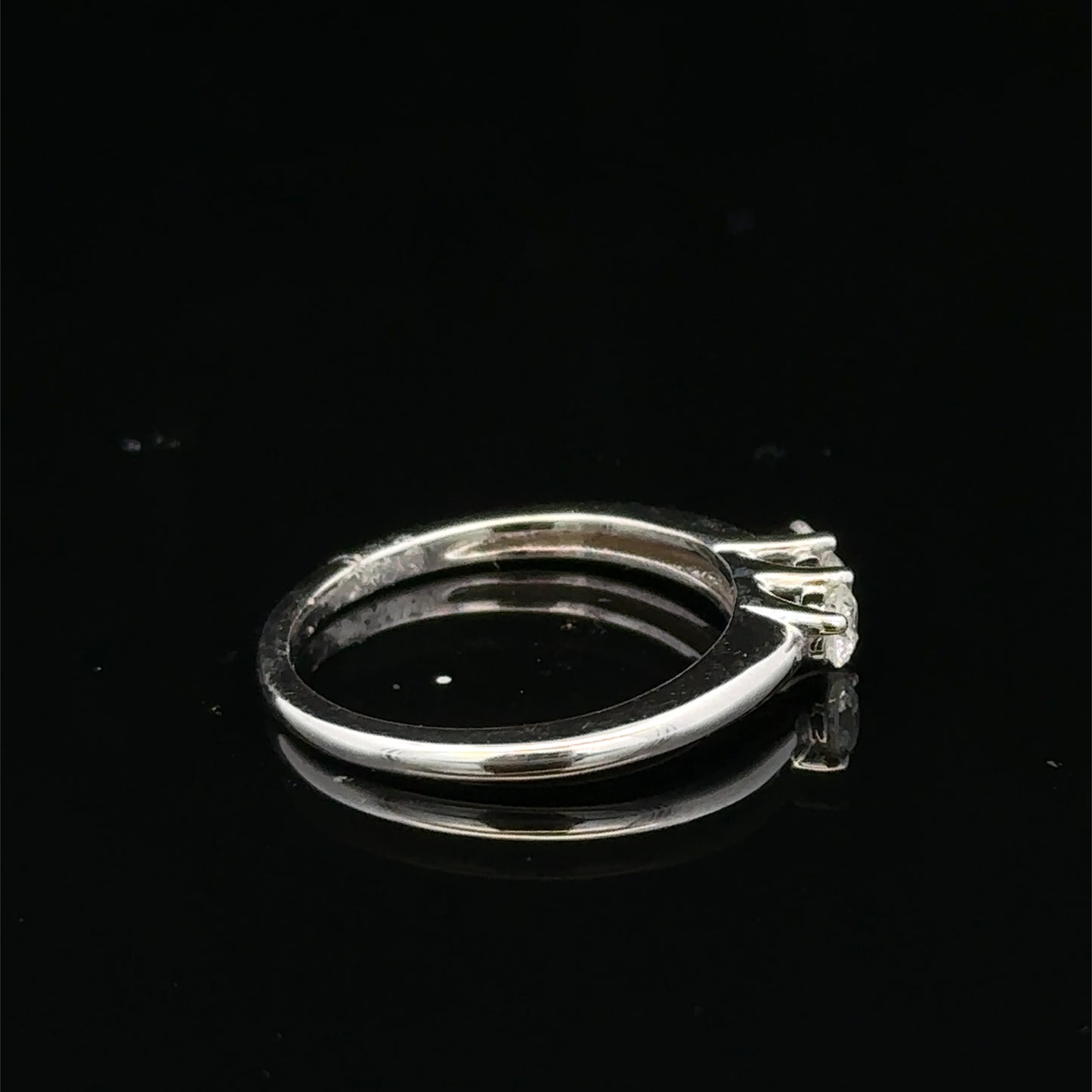 18ct white gold diamond ring sh26659b