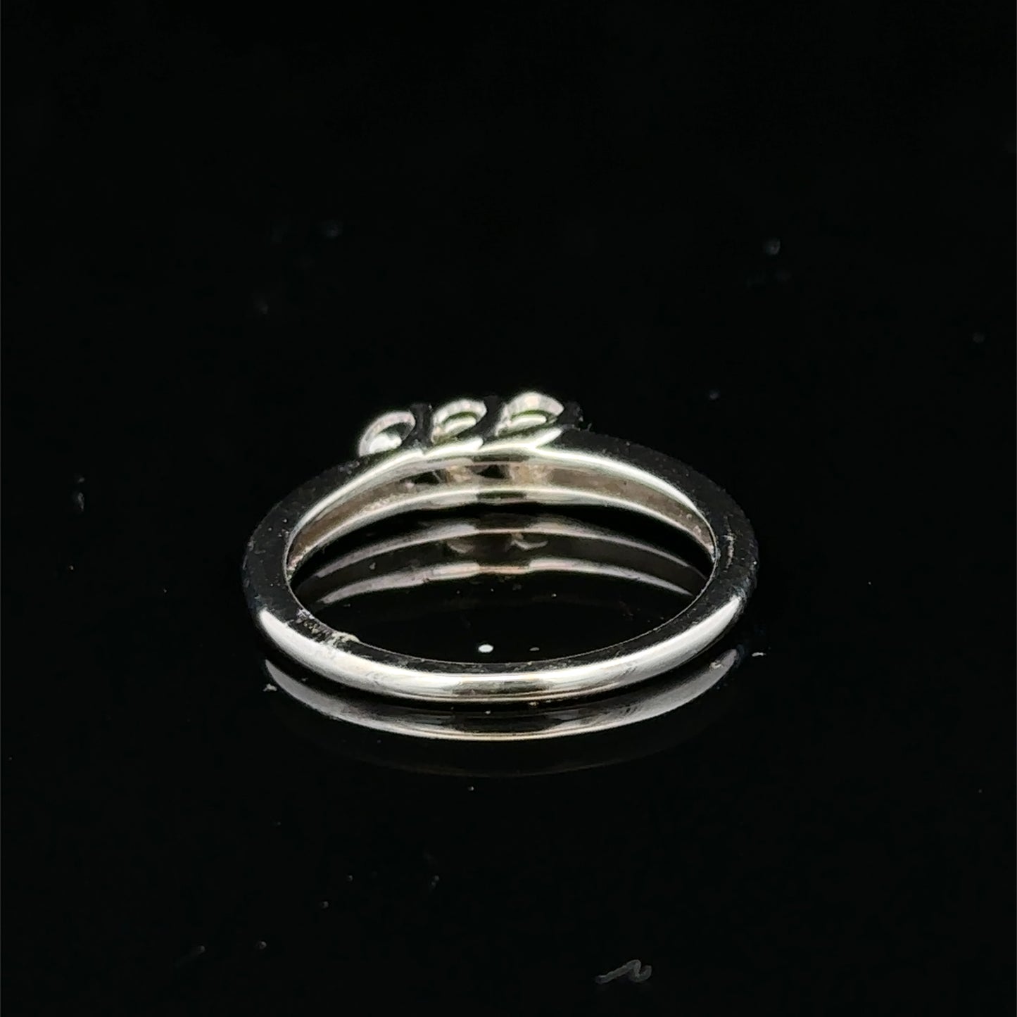 18ct white gold diamond ring sh26659b