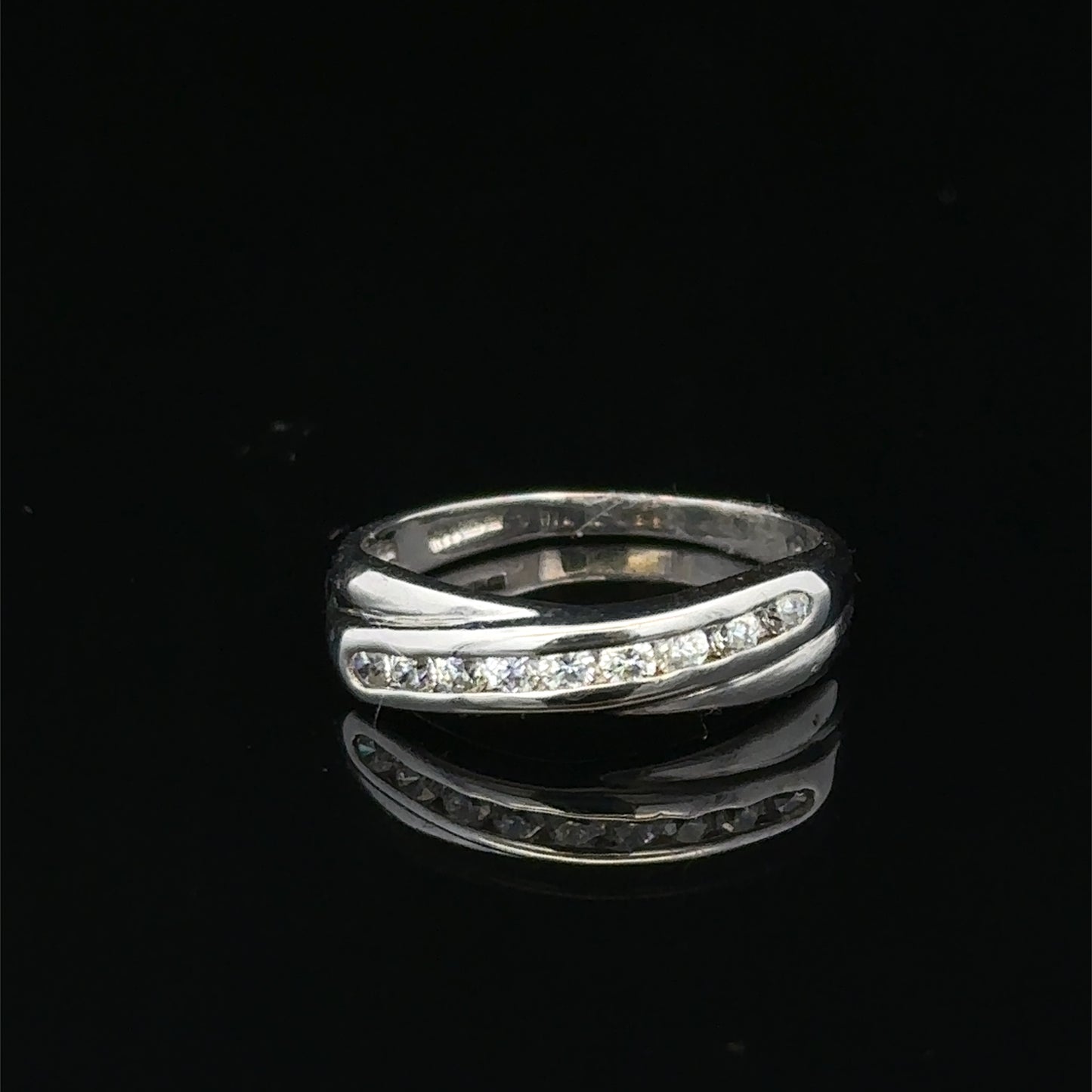9ct white gold diamond ring sh27206b