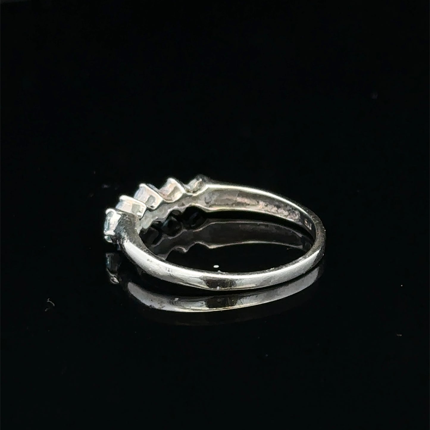9ct white gold ring size N (sh27400b)