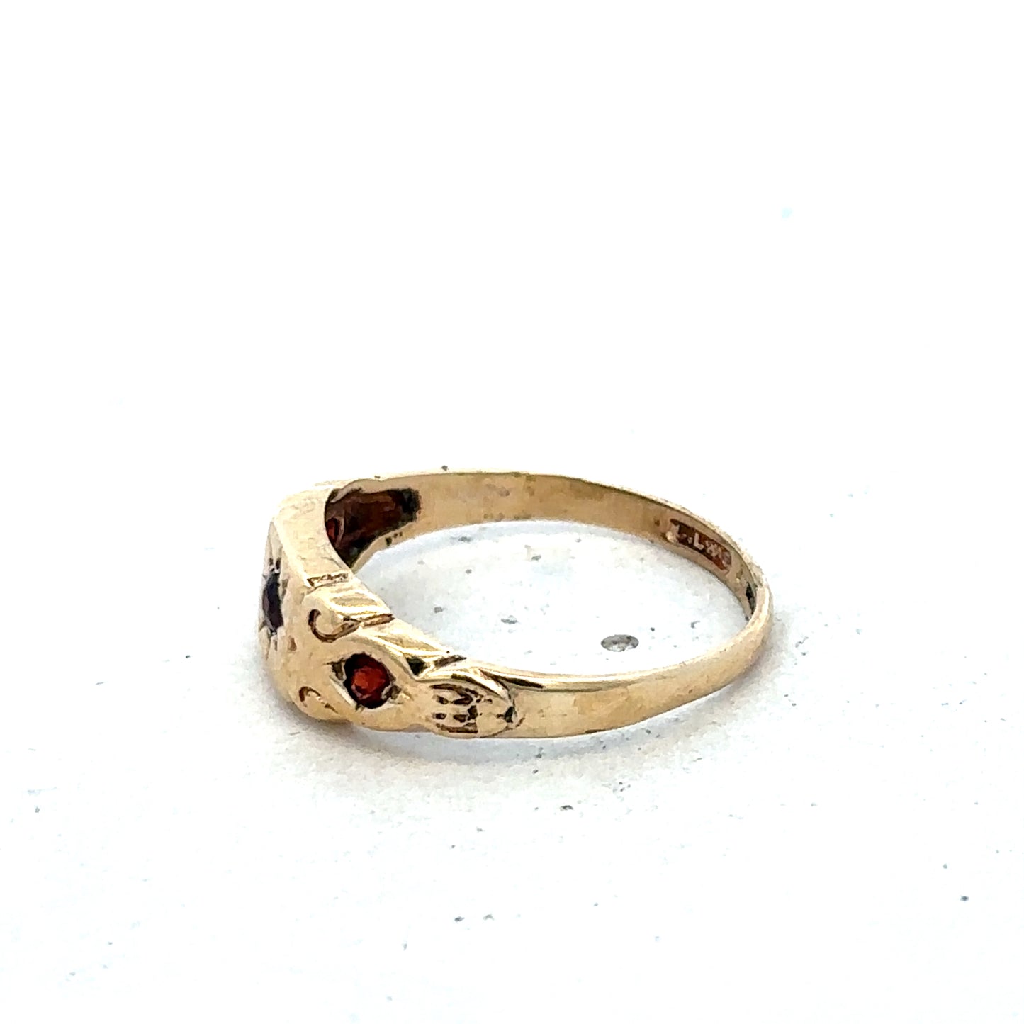 9ct yellow gold ring size Q (sh25675l)