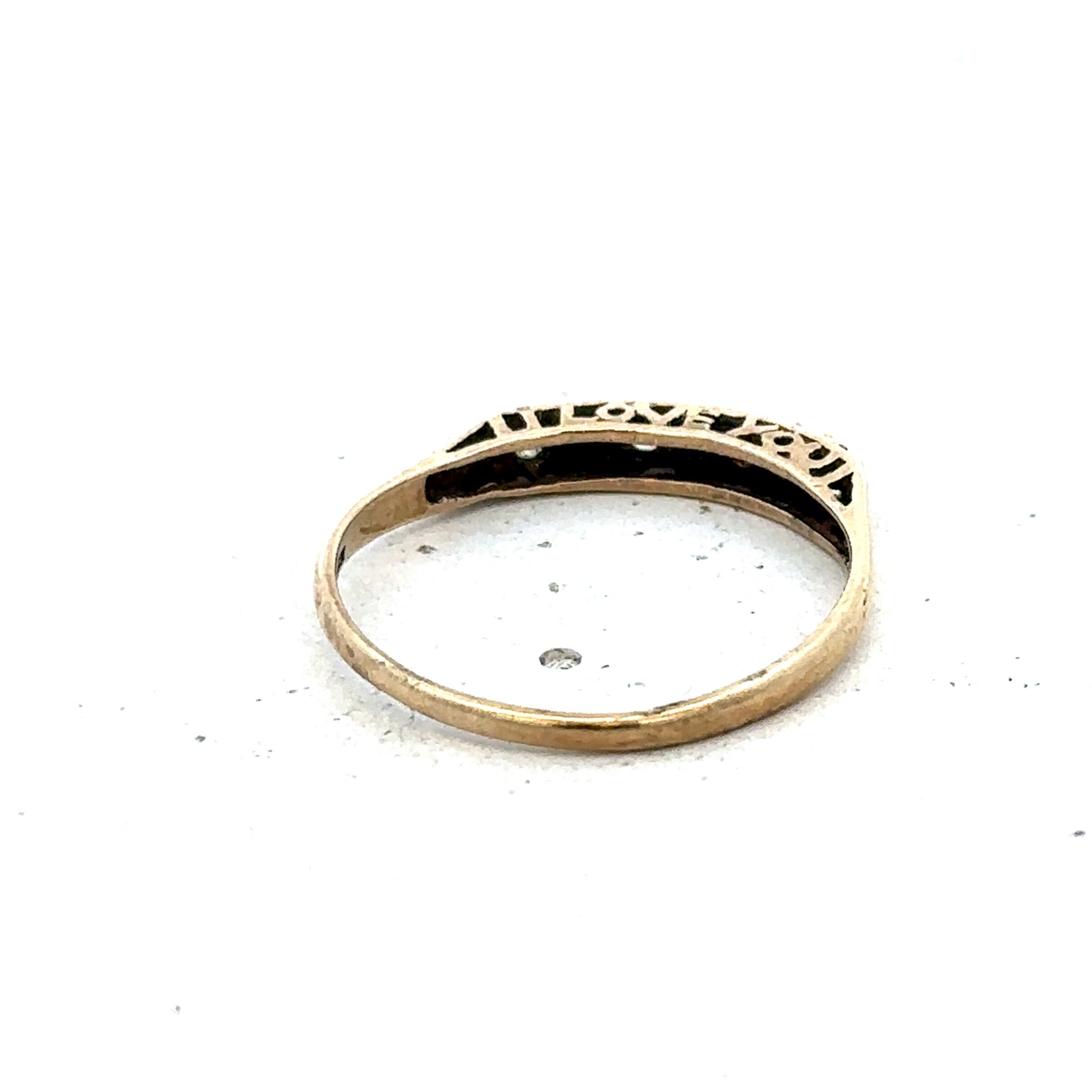9ct yellow gold ring size Q (sh25636l)