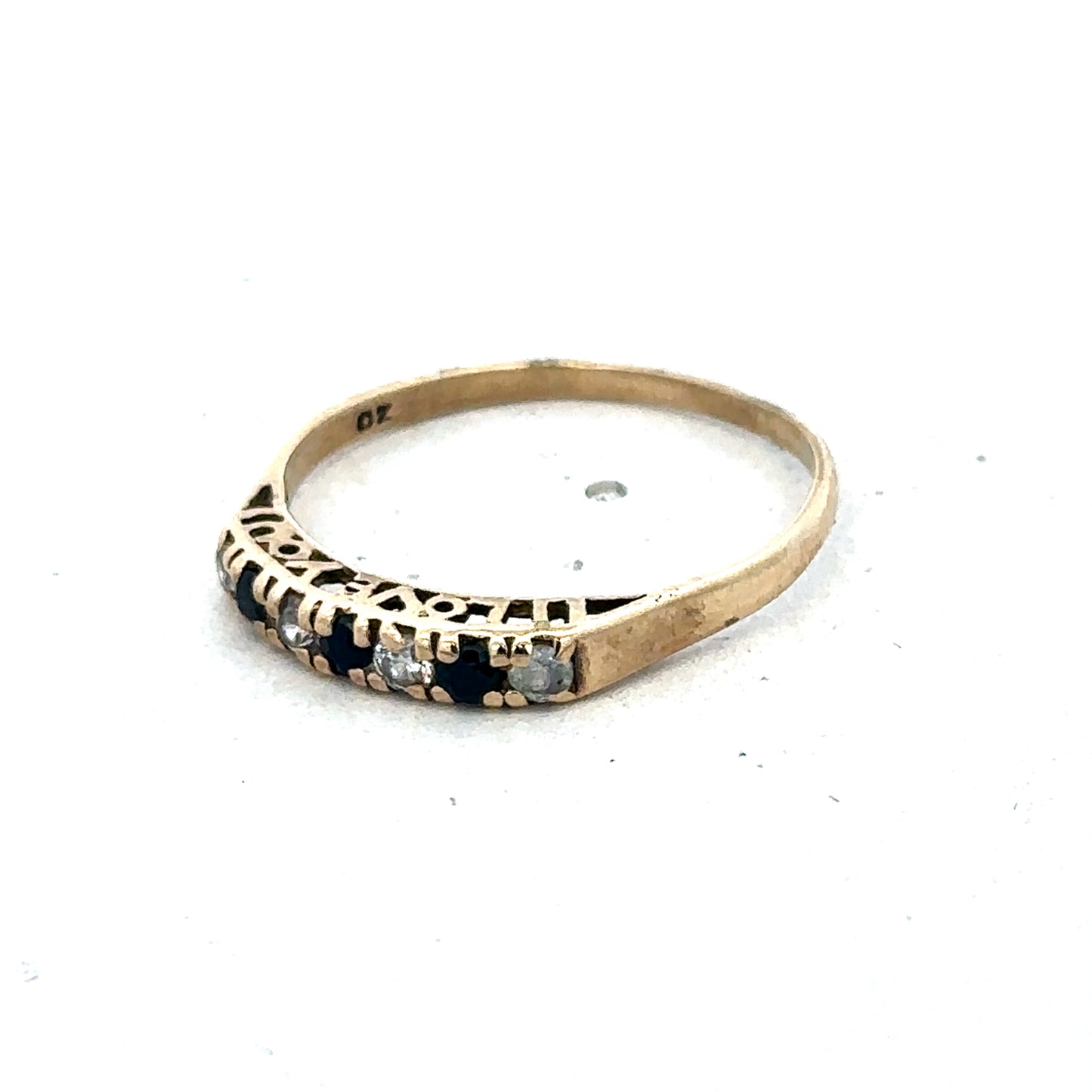 9ct yellow gold ring size Q (sh25636l)