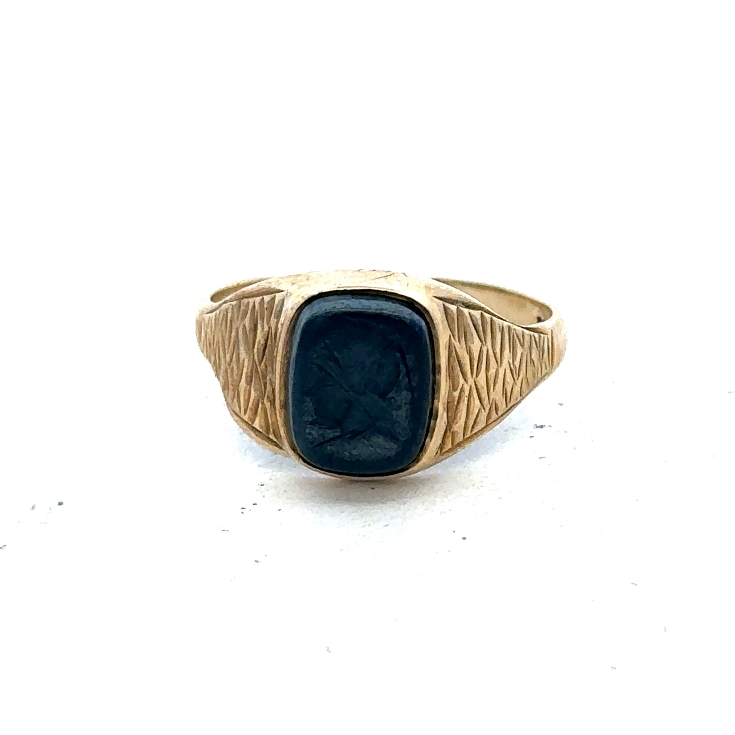 9ct yellow gold signet ring size S (sh25570l)