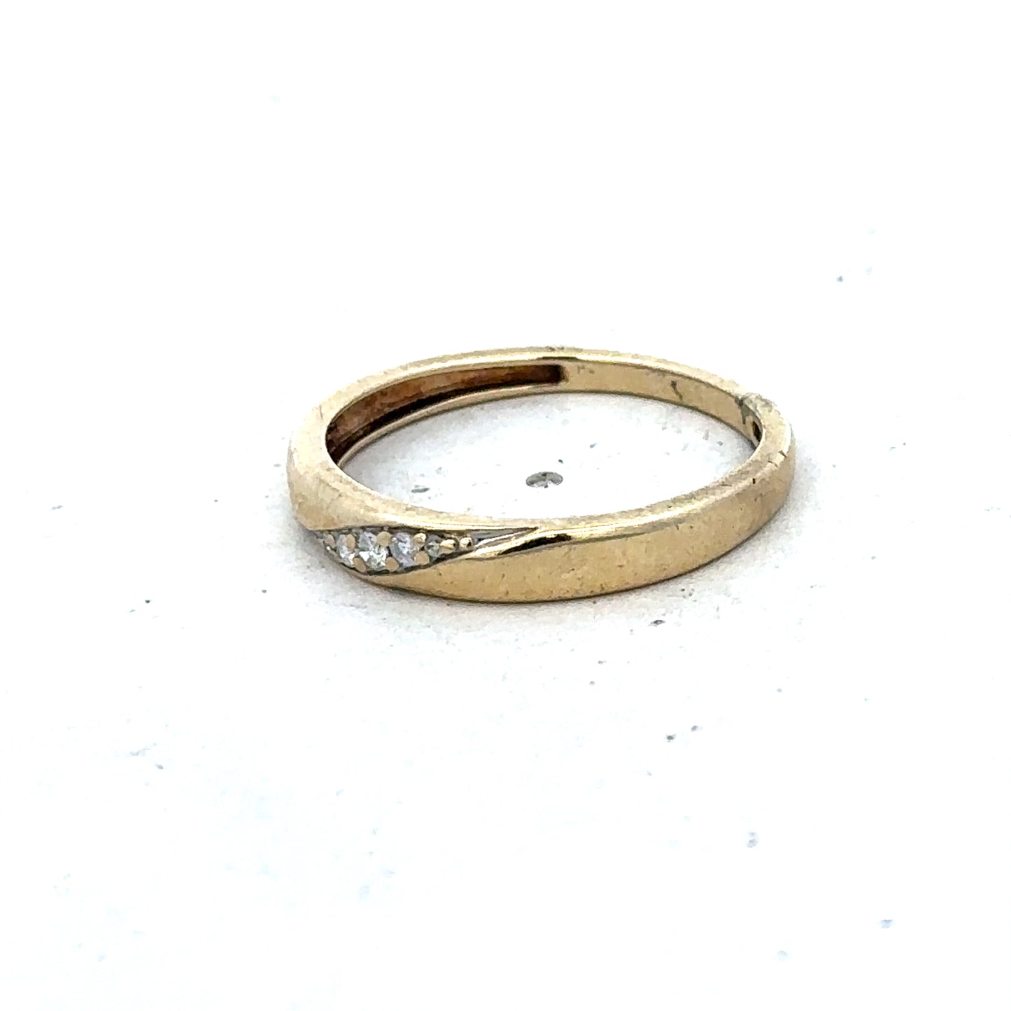9ct yellow gold diamond ring size N (sh25634l)