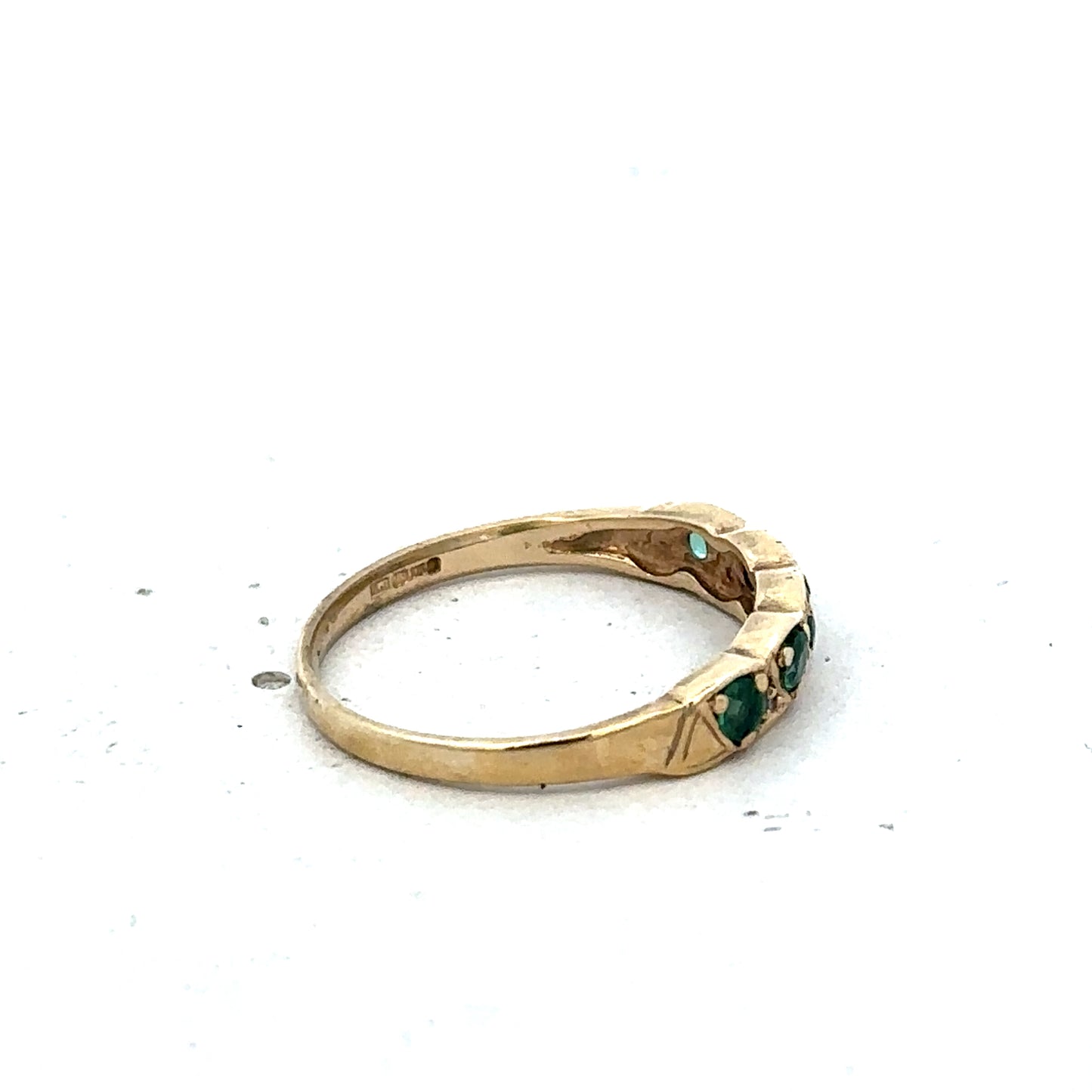 9ct yellow gold ring size N1/2 (sh25567l)