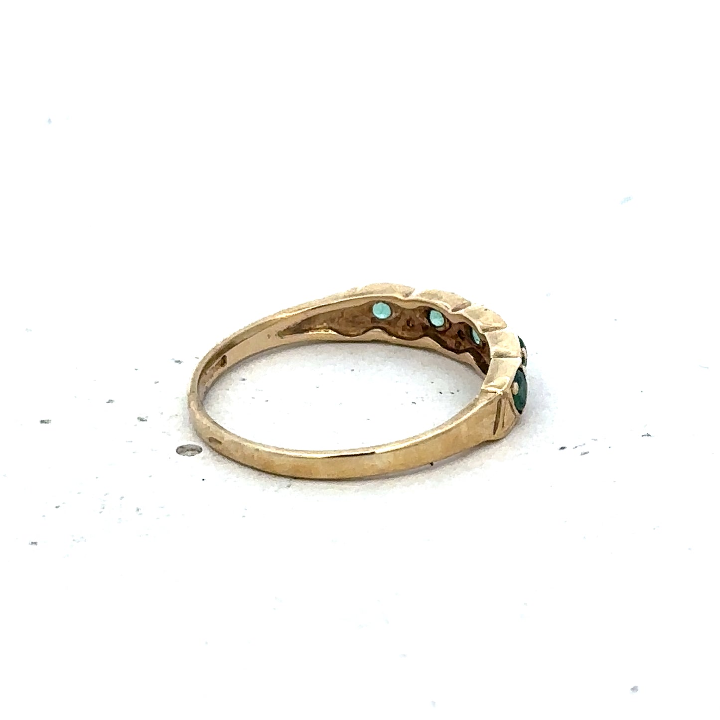 9ct yellow gold ring size N1/2 (sh25567l)