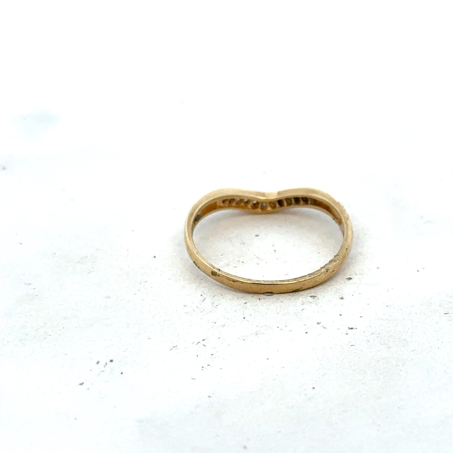 9ct yellow gold diamond ring size P1/2 (sh27320b)