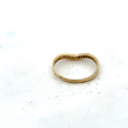 9ct yellow gold diamond ring size P1/2 (sh27320b)