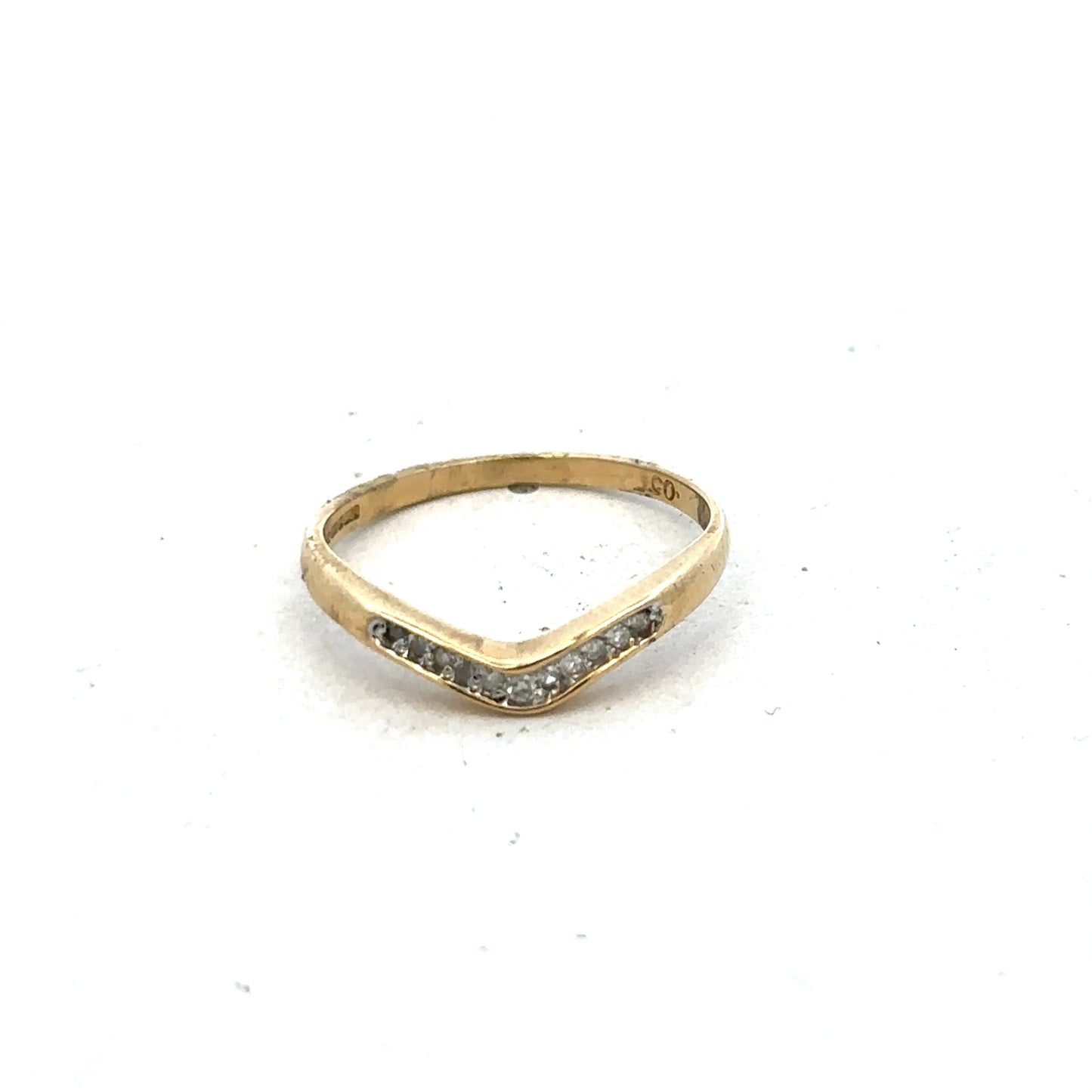 9ct yellow gold diamond ring size P1/2 (sh27320b)