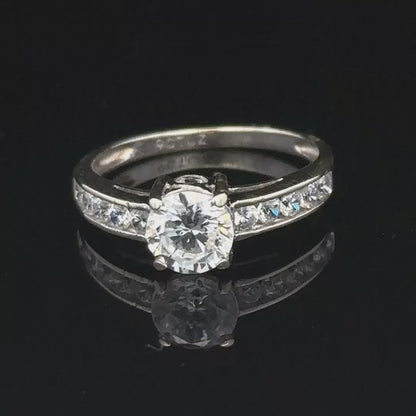 9ct White Gold ring ,Size L 1/2 , Weight 2g  sh18777b