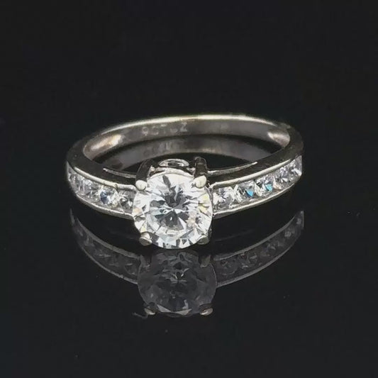 9ct White Gold ring ,Size L 1/2 , Weight 2g  sh18777b