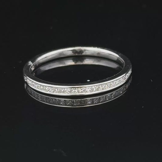 18ct white gold diamond ring size Q1/2  BB1679l