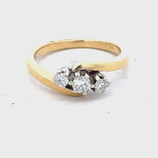 18ct Yellow Gold Three diamond ring  sh11229l