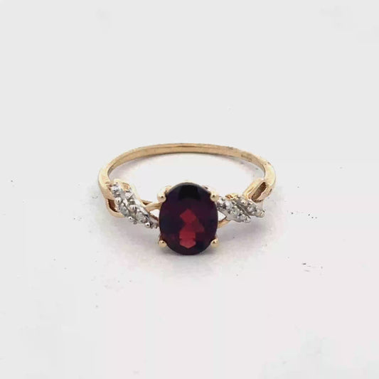 9ct yellow gold garnet and diamond ring size R1/2 (sh27108b)