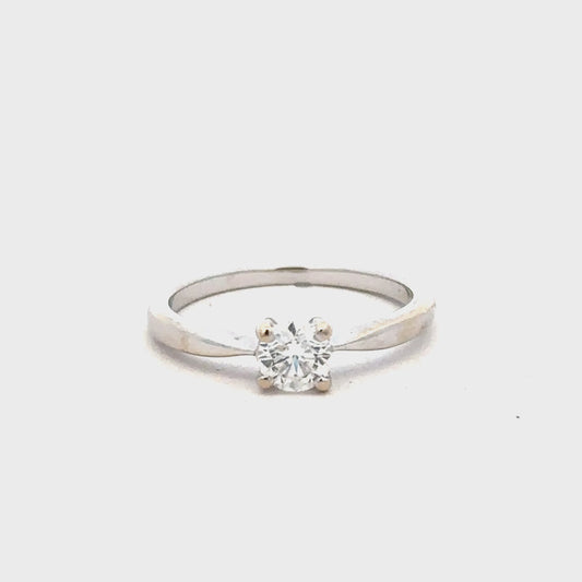 18ct white gold ring size J1/2 (sh24865b)