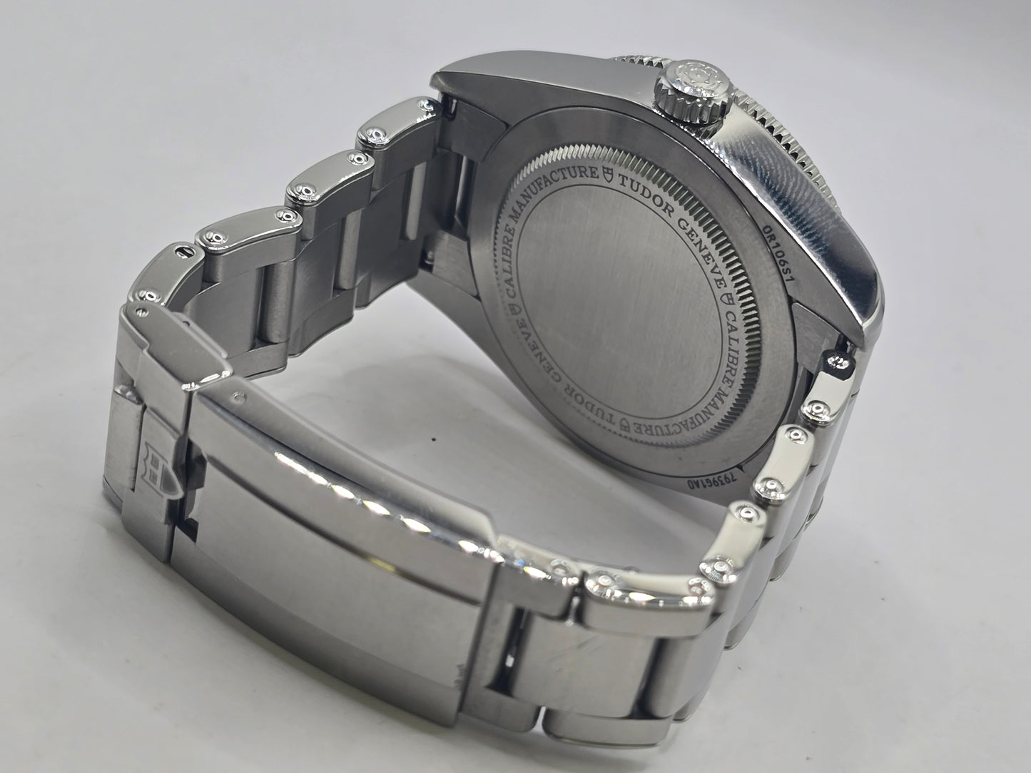 Tudor Black Bay 58 GMT Coke fullset watch with black and red bezel, stainless steel case, and black dial, 2024 model.