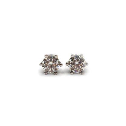 14ct white gold diamond earrings with sparkling stones, weighing 2.2 grams, featuring a classic and elegant design.
