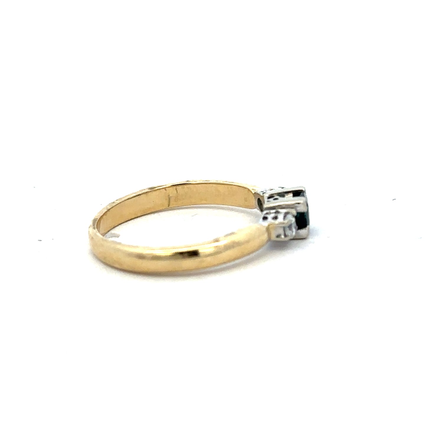 14ct yellow gold diamond ring in size M, featuring a sparkling diamond set in a simple, elegant band.