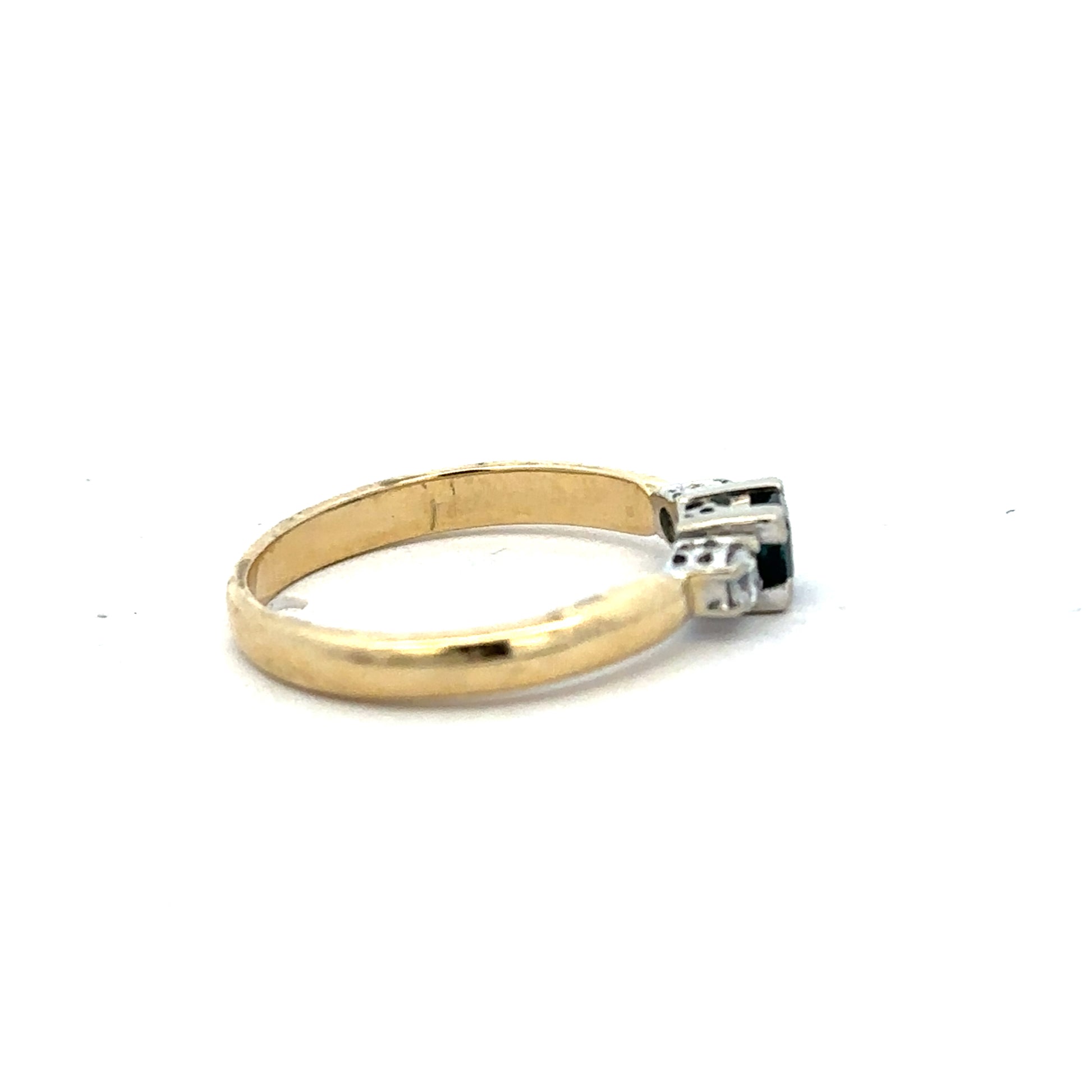 14ct yellow gold diamond ring in size M, featuring a sparkling diamond set in a simple, elegant band.