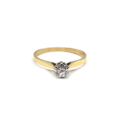 14ct yellow gold diamond ring in size P with sparkling diamonds, unbranded jewelry design, close-up view.