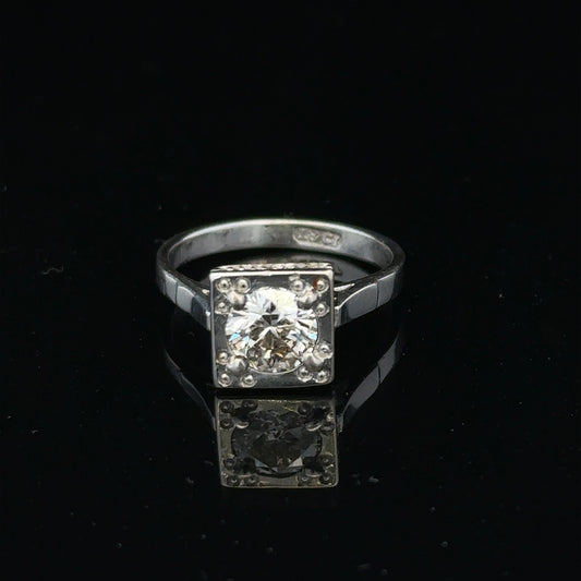 18ct white gold diamond ring with 0.89ct diamonds, size L, 3.9g, unbranded jewelry accessory.