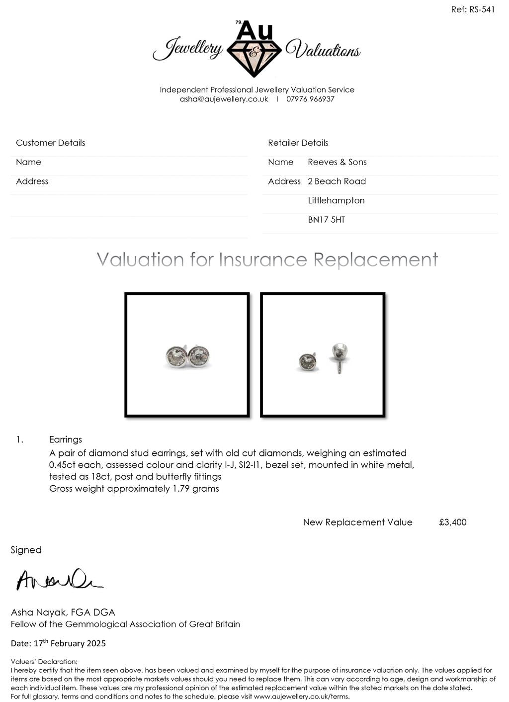 18ct white gold diamond stud earrings with 0.90 carat total weight, featuring sparkling round-cut diamonds and a classic design.