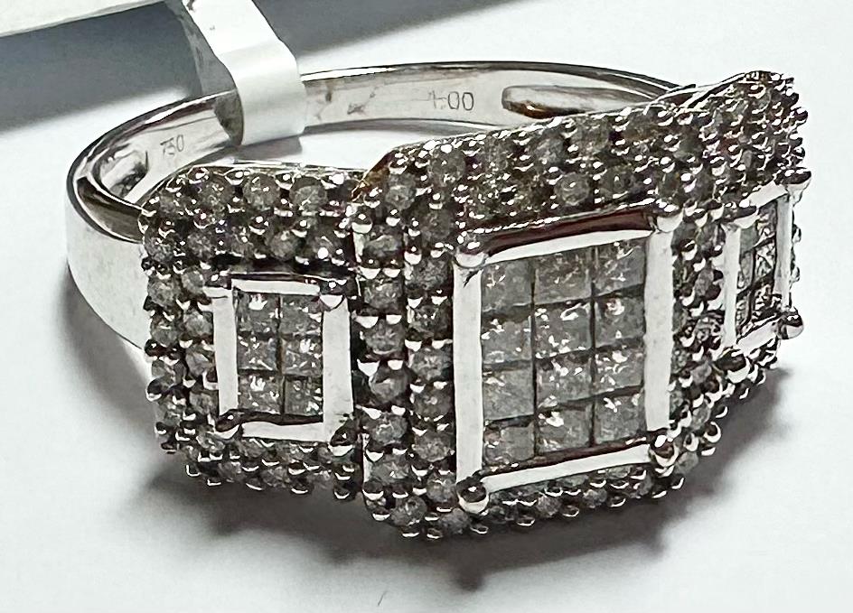 18ct white gold diamond ring with 1 carat center stone, size Q1/2, featuring a sleek and elegant design.