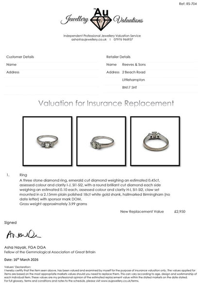 18ct white gold ring with three sparkling diamonds, featuring an elegant and classic design.