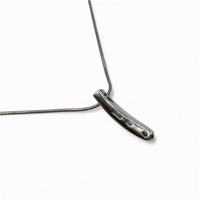 18ct white gold chain with diamond pendant, featuring a delicate design and sparkling diamonds, unbranded jewelry accessory.