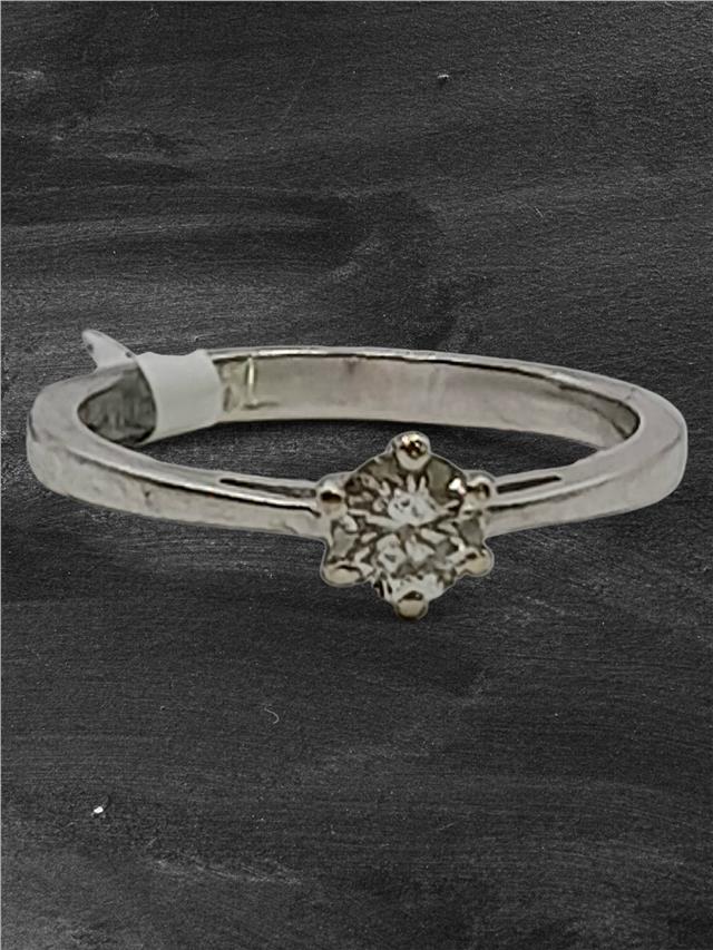 18ct white gold diamond ring with a sleek band and sparkling diamonds, size I 1/2, unbranded jewelry accessory