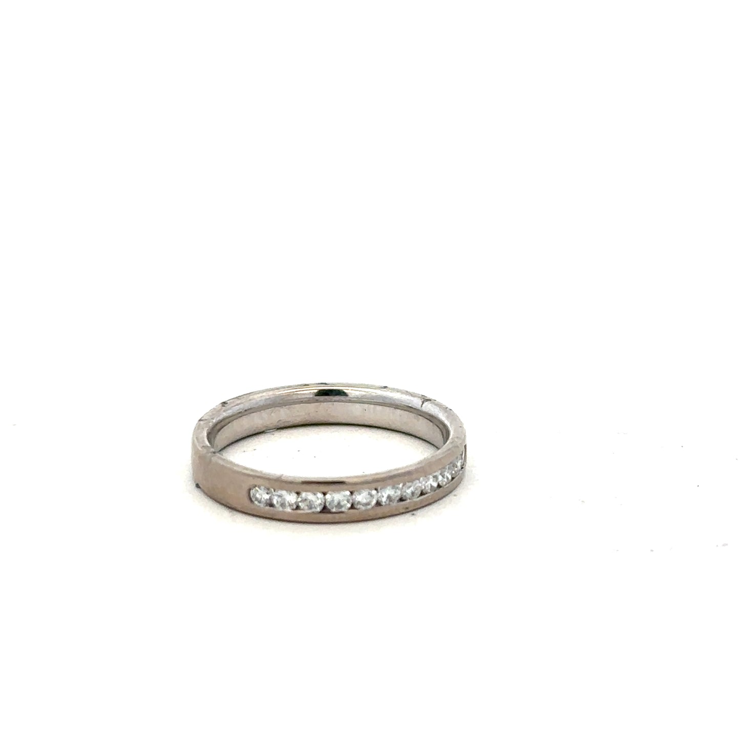 18ct white gold diamond ring in size J1/2 featuring a sparkling diamond setting, unbranded jewelry.