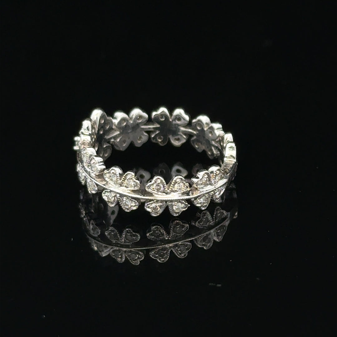 18ct white gold diamond ring in size N, featuring a sparkling diamond setting on a sleek, elegant band.