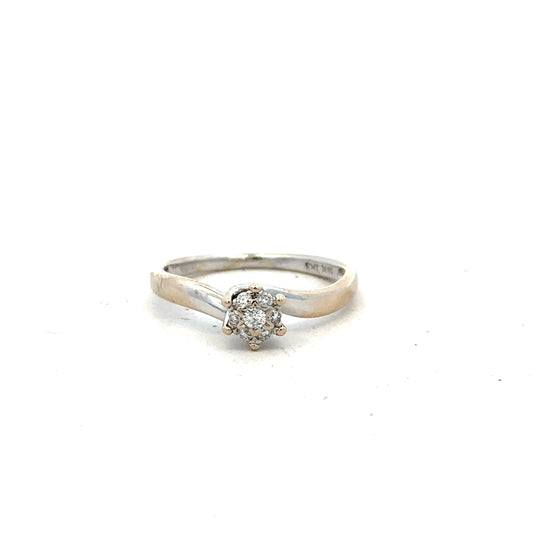 18ct white gold diamond ring in size N, featuring sparkling diamonds set in a sleek, elegant design.