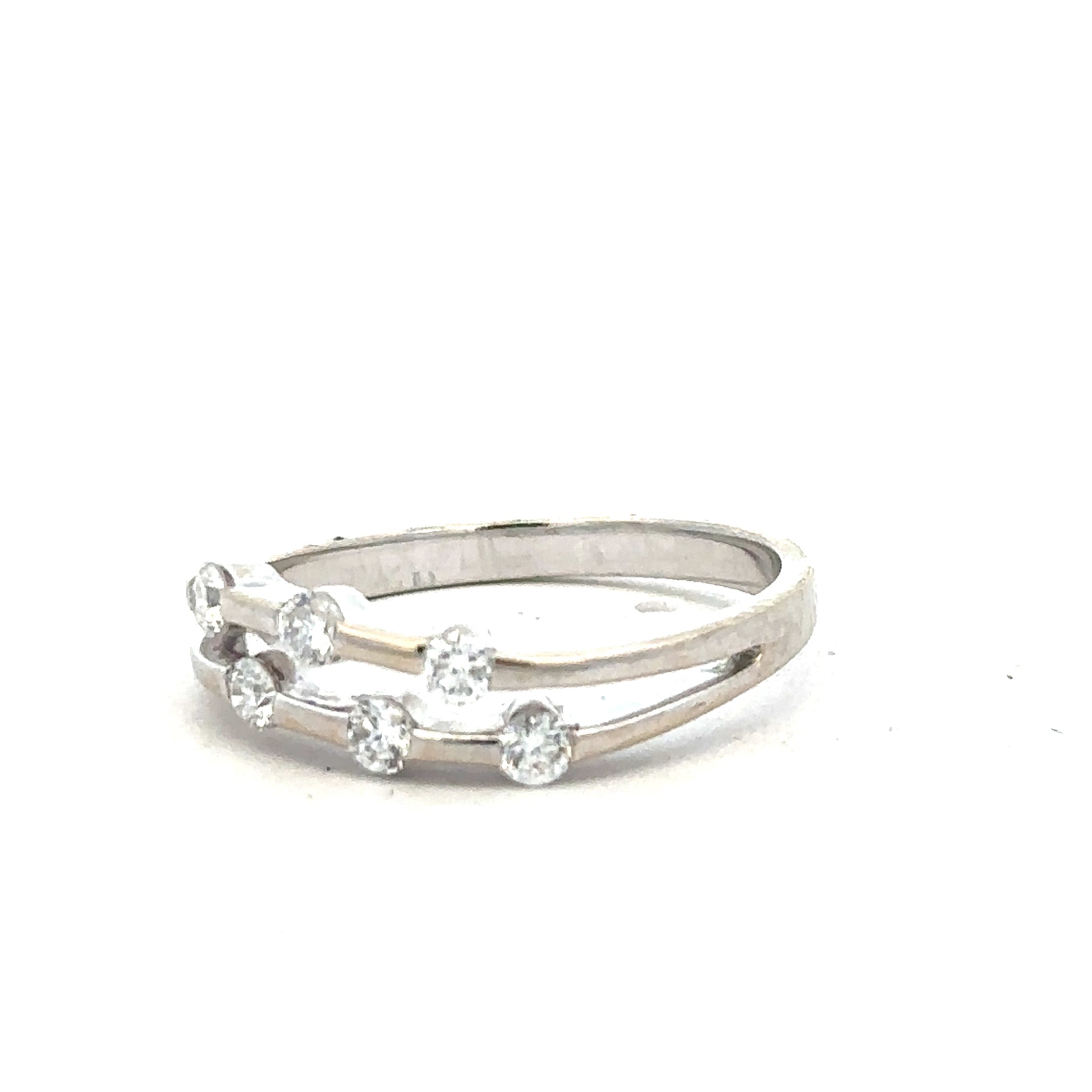 18ct white gold diamond ring size O featuring sparkling diamonds, elegant jewelry piece with a classic design.